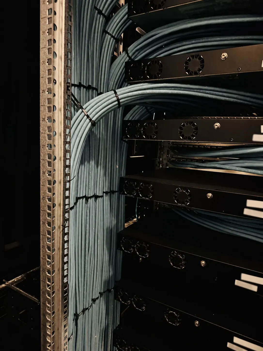Holborn Office Structured Cabling & Aruba Wi-Fi project view 3